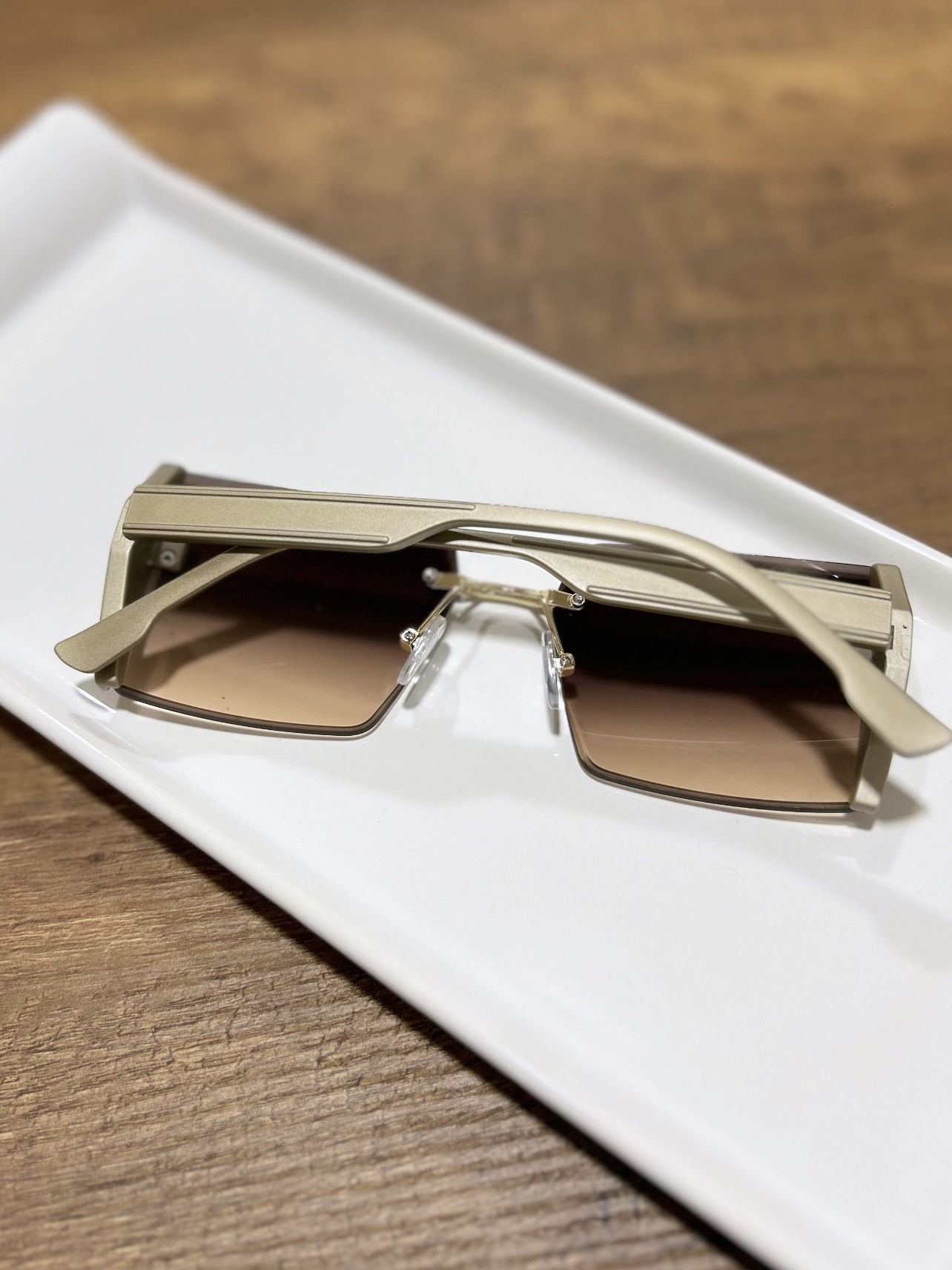 SİM DETAYLI KRİSTAL KESİM GÜNEŞ GÖZLÜĞÜ (Bronz)