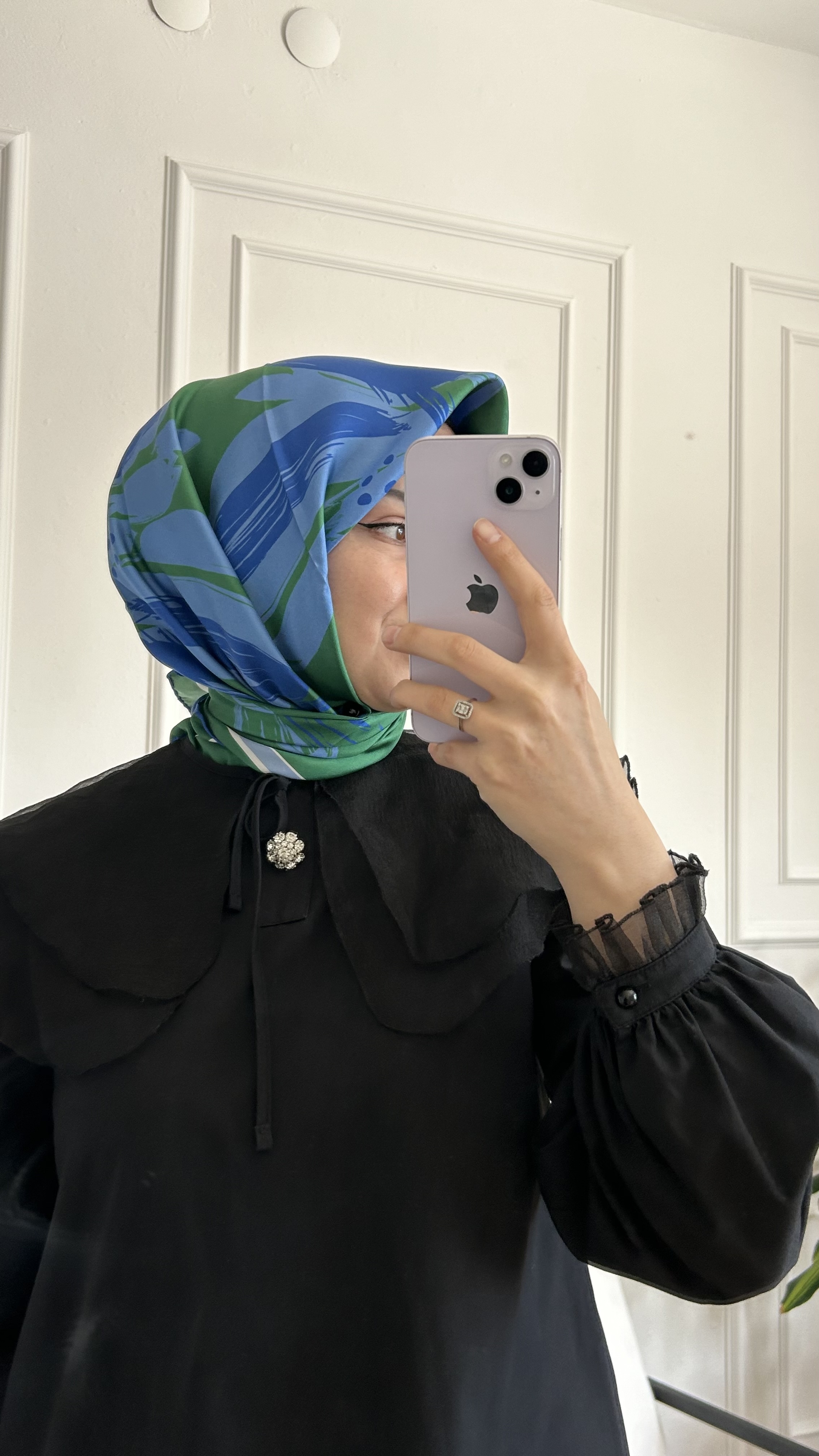 LEVİDOR TWİLL İPEK EŞARP 