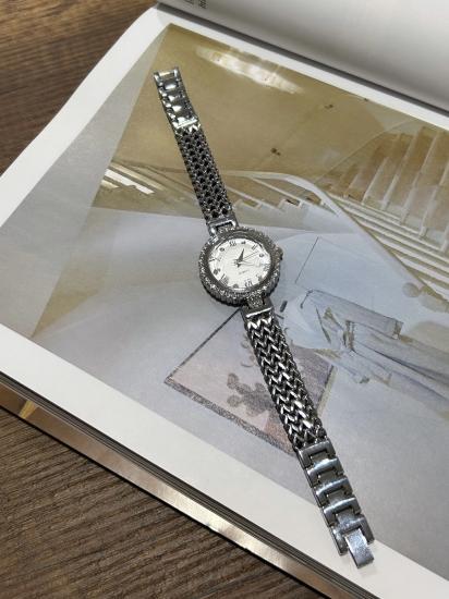 Kristal Cam Taşlı Kadın Saat