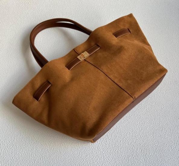 Süet Kilit Detay Çanta Taba