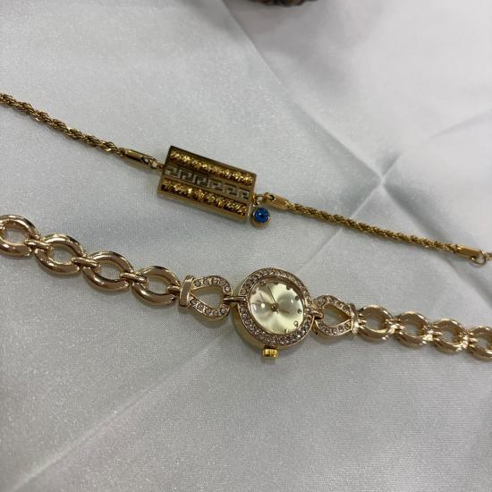 Şık Kordon Gold Saat