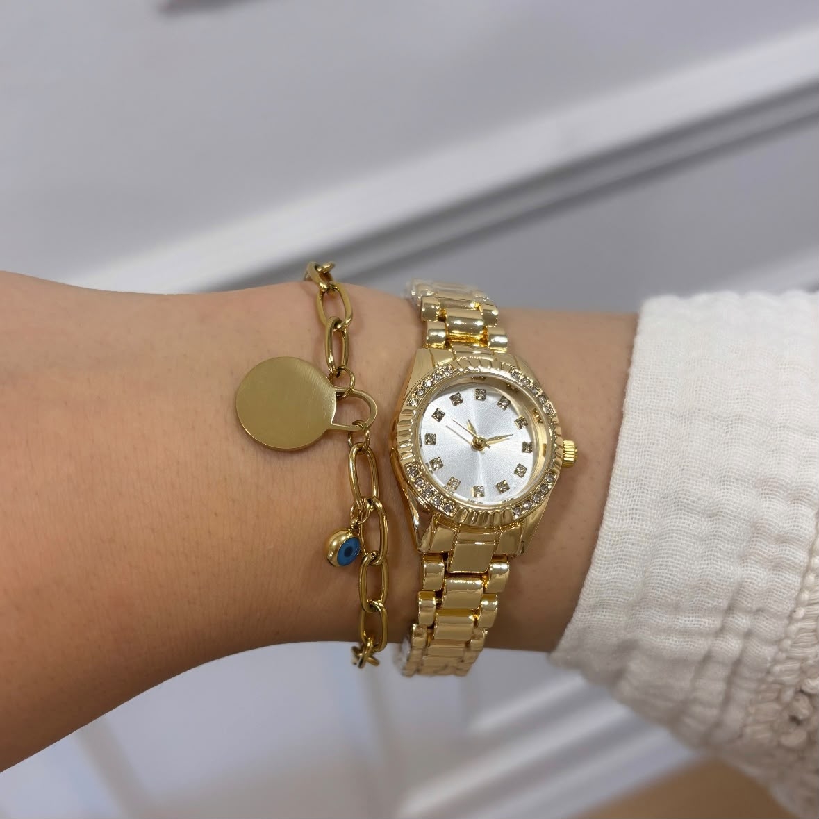 SADE GOLD SAAT